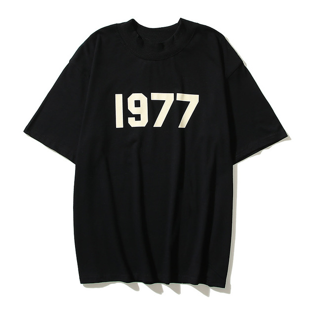 Essentials 1977 T-Shirt– Black